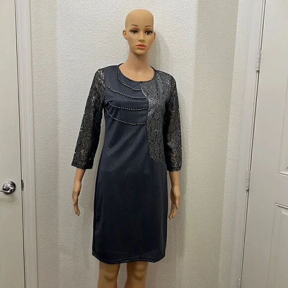 Fashion Mia Dresses & Skirts - Fashion Mia Dress Size XL Scoop Neck Shimmer Beaded 3/4 Lace Sleeve Midi